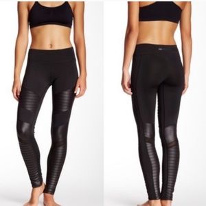 ALO Yoga Black Leggings